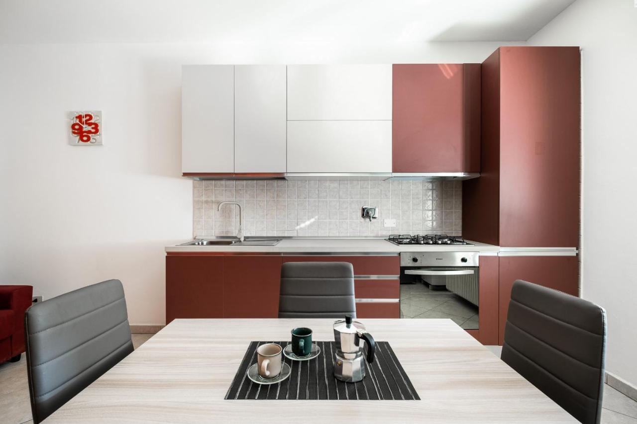 Giorgi Homes - Easy Apartment By Wonderful Italy 볼로냐 외부 사진